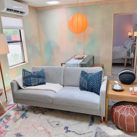 Dreamy, Airy 2bd - Senja Apartment