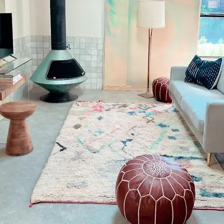 Dreamy, Airy 2bd - Senja Apartment